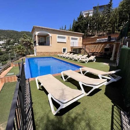 Вилла Casa Mas Ambros Con Piscina Desbordante Калонже Экстерьер фото